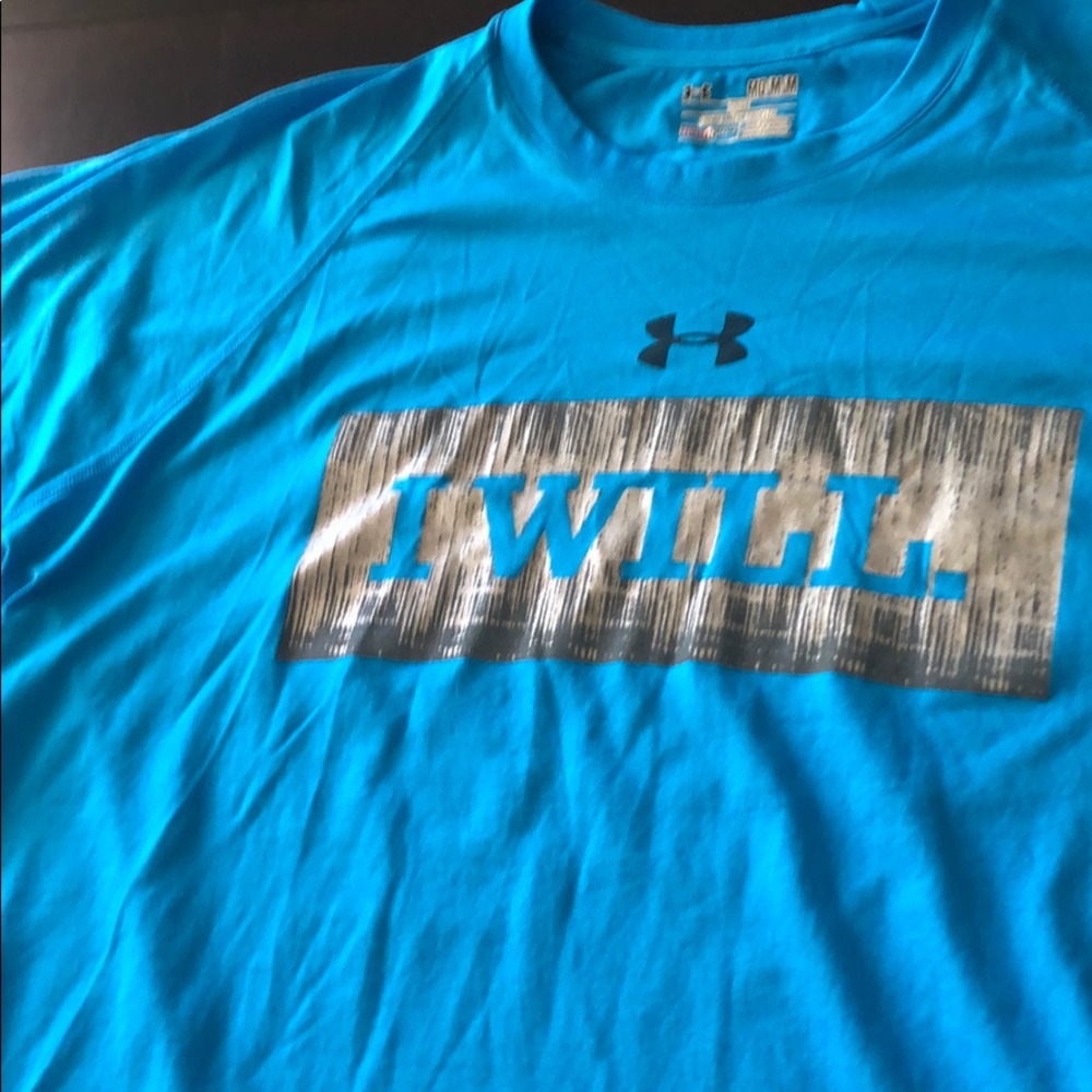 Men’s size M loose fit Tshirt.